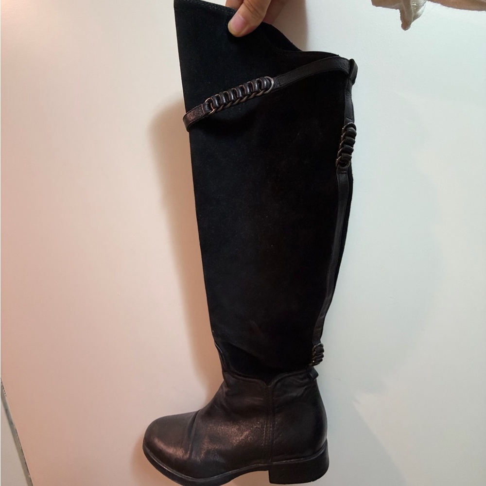 Italian handcrafted Black Knee Boots